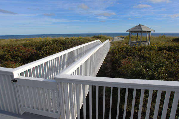  : real estate : Daniel Goodrich Productions, Inc.